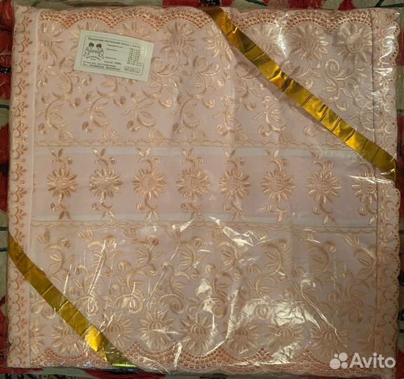 Постельное белье с шитьем подарочное