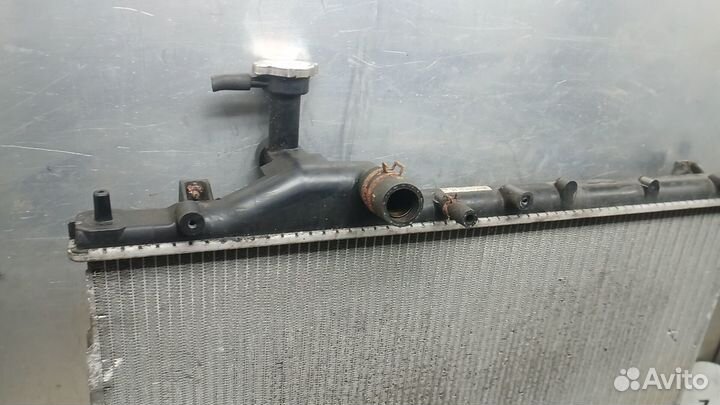 Б/У Б/У Радиатор системы охлаждения 1350A603