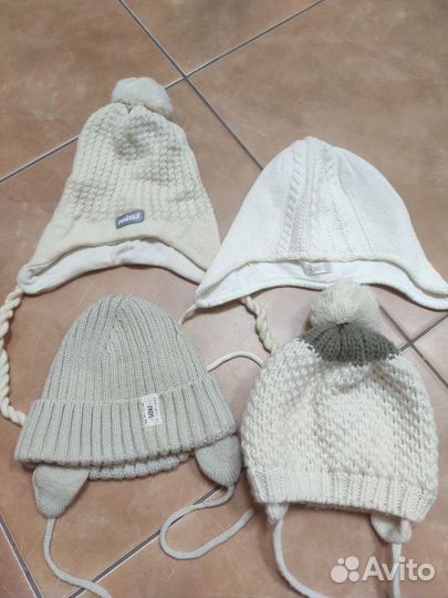 Шапки разные от 1 до 3 лет