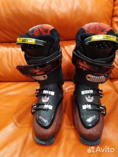 Горнолыжные ботинки Salomon 28 размера