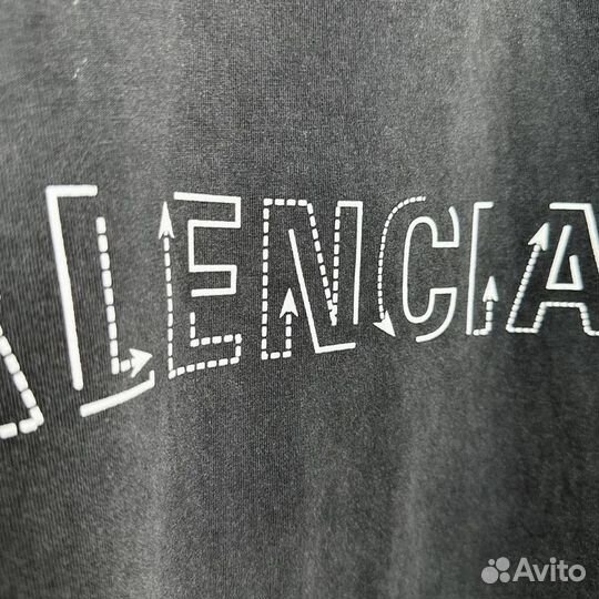 Balenciaga футболка