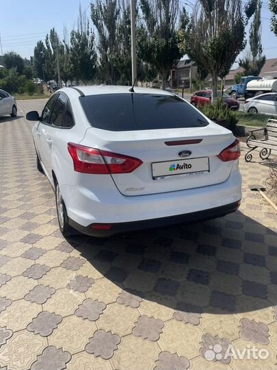 Ford Focus 1.6 МТ, 2012, 276 000 км