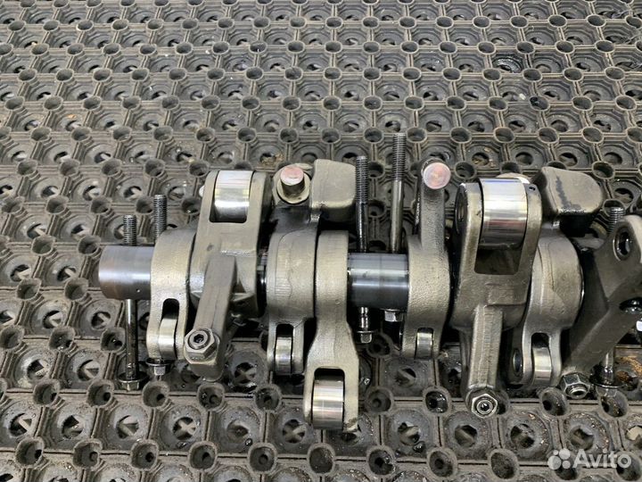 Вал балансирный в сборе