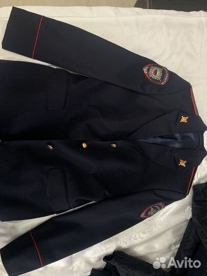 Женская форма полиции