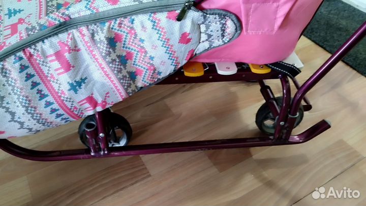 Продам санки чехол в подарок