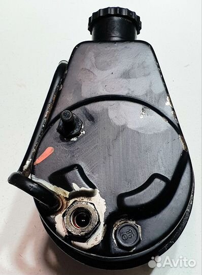 Насос гидроусилителя Isuzu Rodeo 3,1 LG6