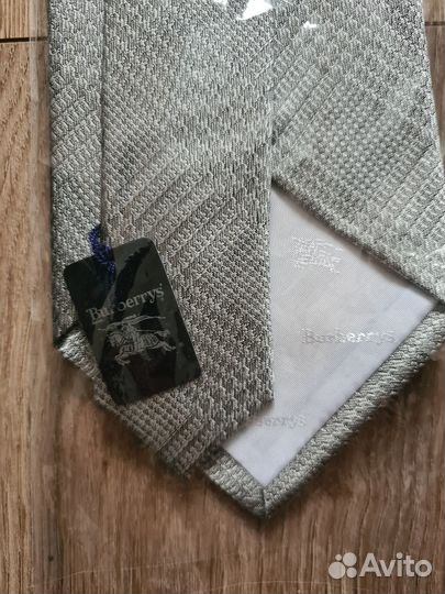 Галстук Burberry