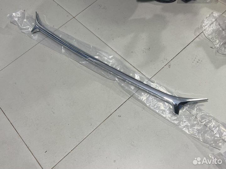 Хром молдинг на решетку тойота камри 55