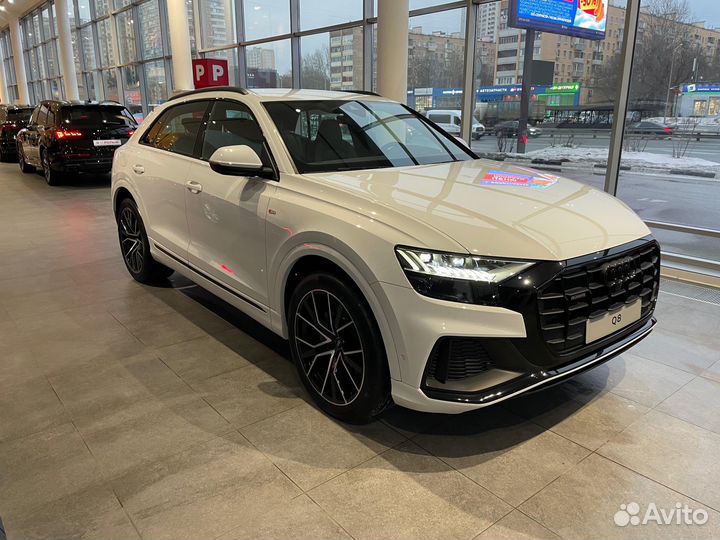 Audi Q8 3.0 AT, 2023