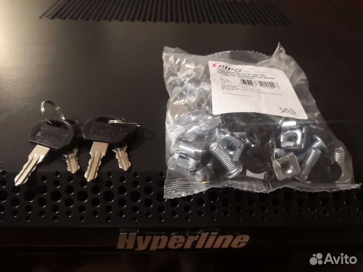 Серверный шкаф hyperline бу