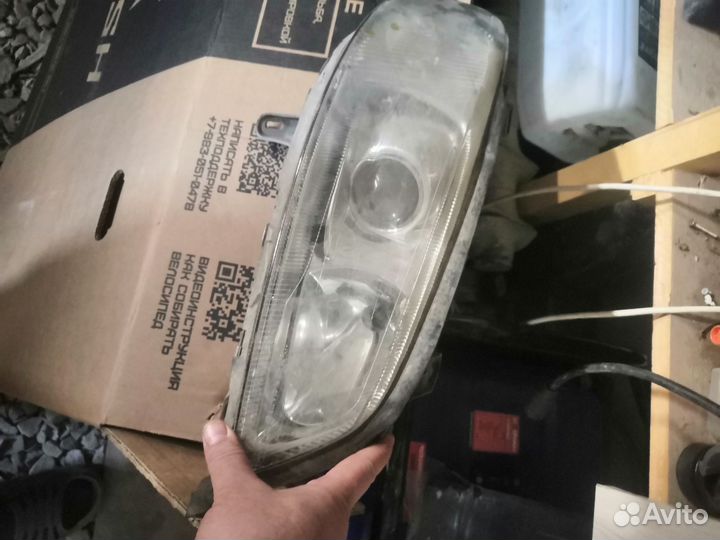 Фара правая