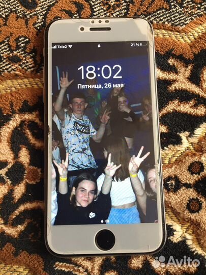 Телефон iPhone 6s