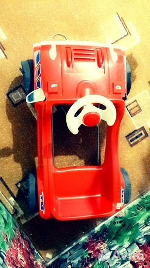 Детская педальная машина