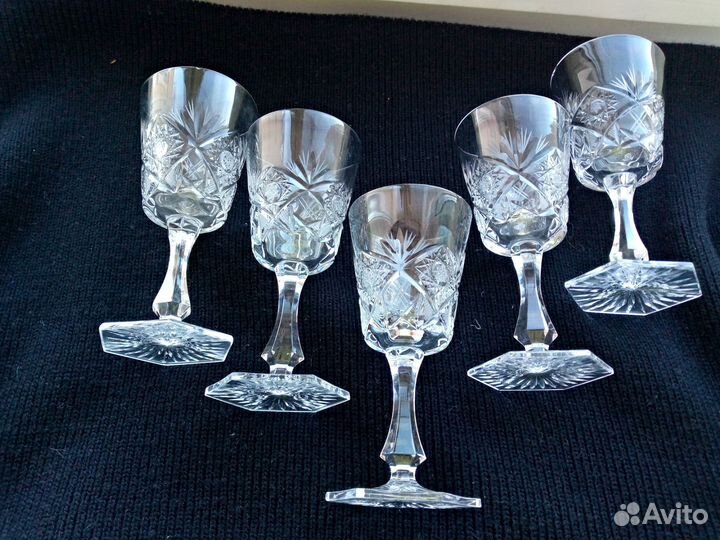 Рюмка Чехословакии угольная ножка цена за набор