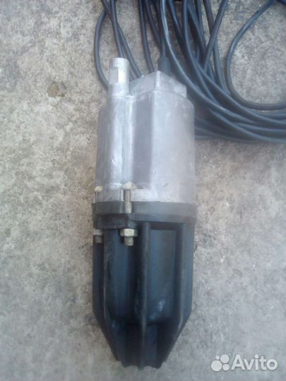 Насос погружной (вибрационный)