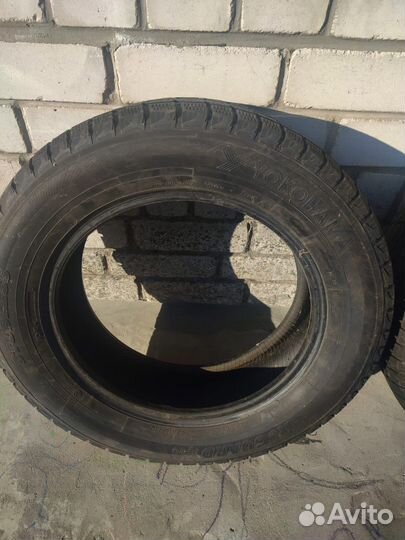 Yokohama 104ZR 205/60 R16 20B