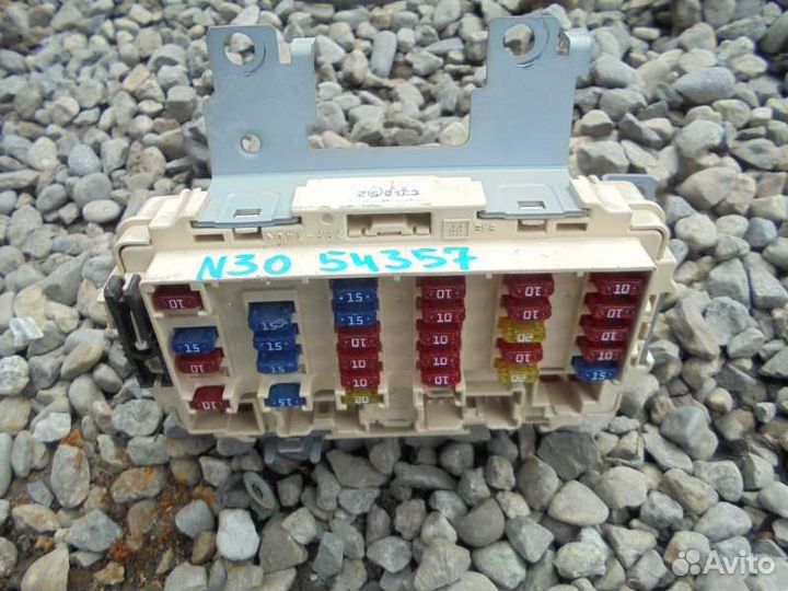 Блок предохранителей Nissan R'nessa N30 SR20DE
