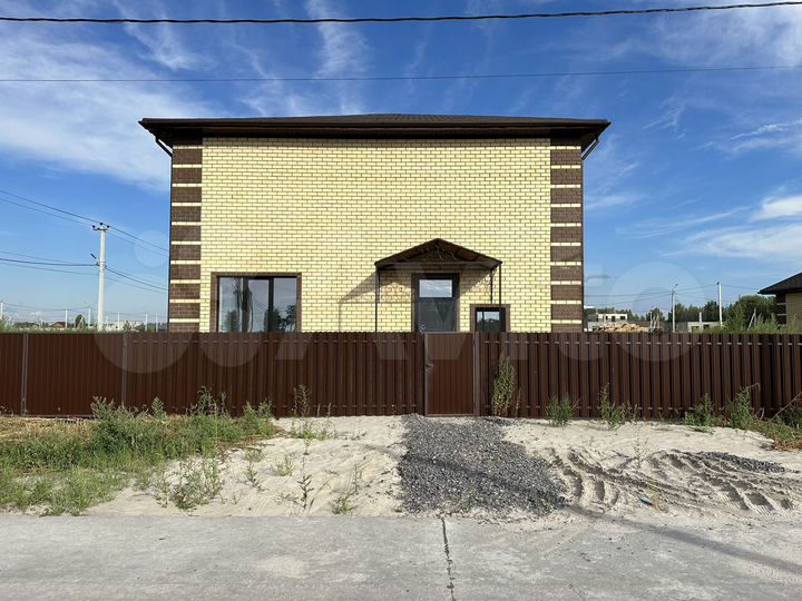 Дом 160 м² на участке 6,5 сот.