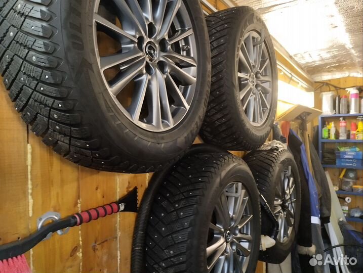 Goodyear UltraGrip Arctic 2 225/65 R17