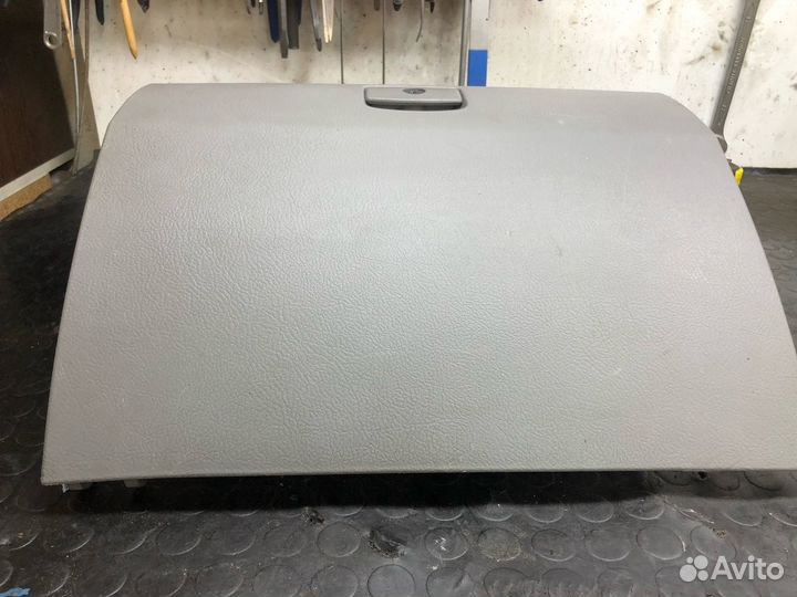 Бардачок Kia Sorento 1 2006 г