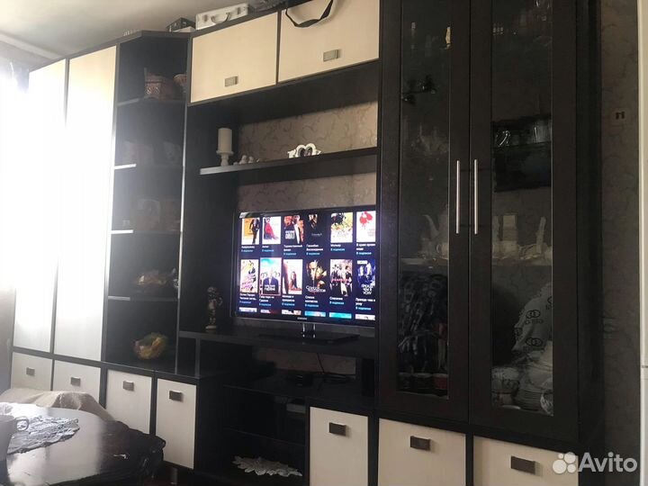 Стенка в гостиную