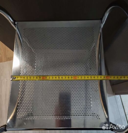 Стеллаж/этажерка для косметолога