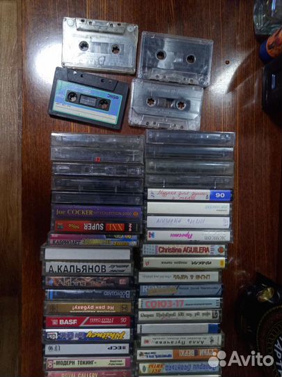 Аудиокассеты с записями