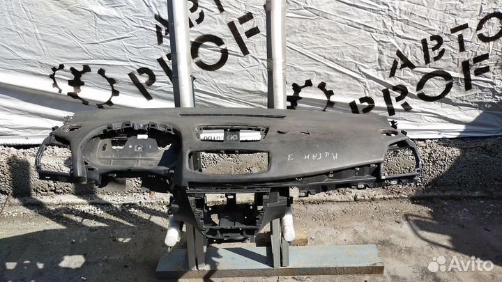 Торпедо Renault Megane