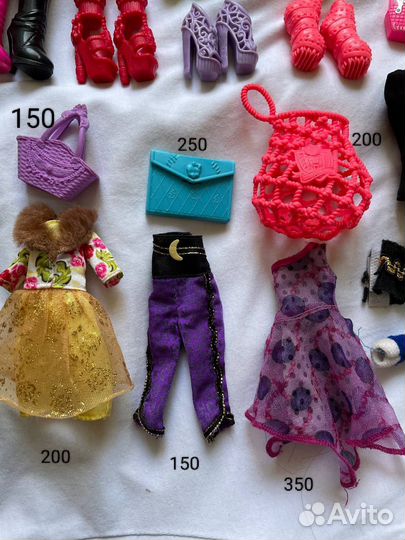 Аксессуары и одежда для кукол монстер хай
