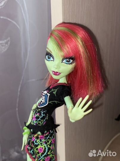 Кукла монстр хай венера