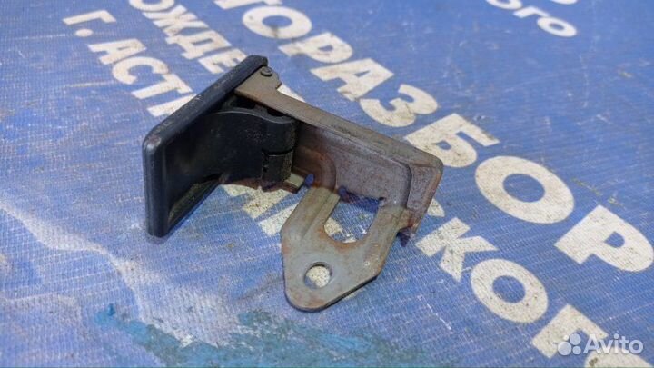 Ручка открывания капота Honda Fit хэтчбек L13Z1