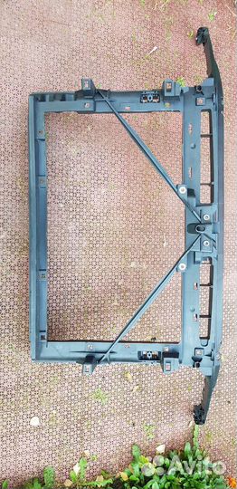 Передняя панель (телевизор)