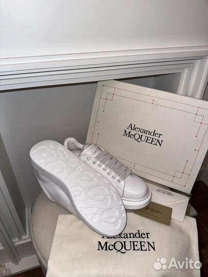 Alexander mcqueen