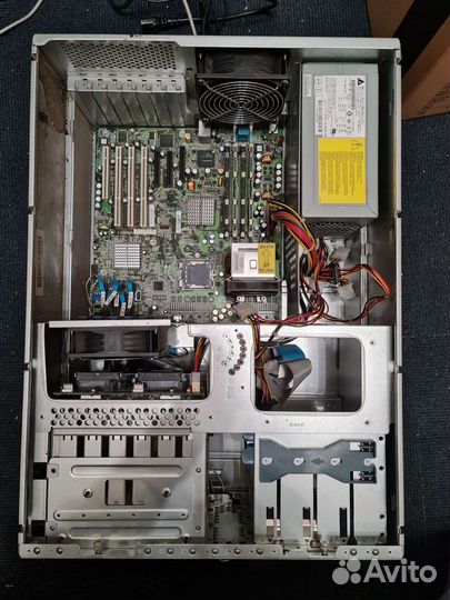 Сервер HP Proliant ML150 G3