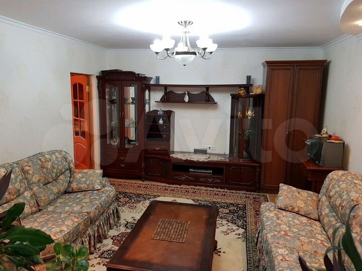 2-к. квартира, 62 м², 2/10 эт.