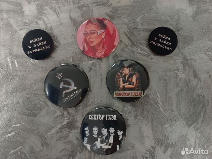 Значки аниме и другое