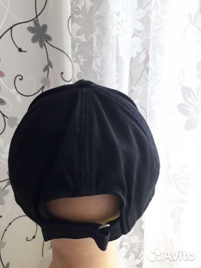 Бейсболка sisley