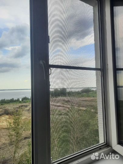 Москитная сетка на балконную дверь