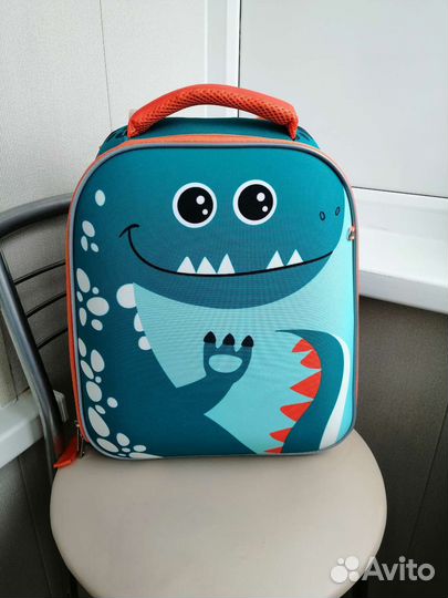 Рюкзак школьный для мальчика новый
