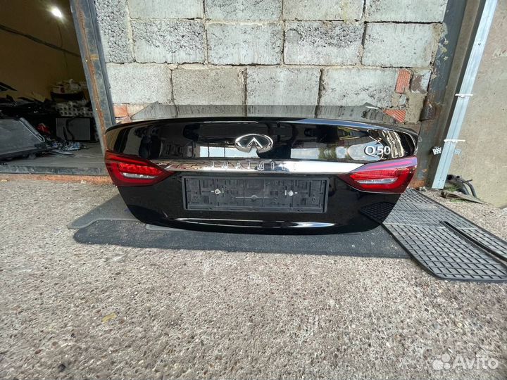 Крышка багажника Инфинити Q50