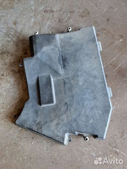 Крышка блока предохранителей BMW E65 E66