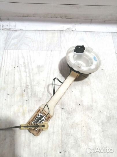 Датчик уровня топлива Mercedes E 240 W210