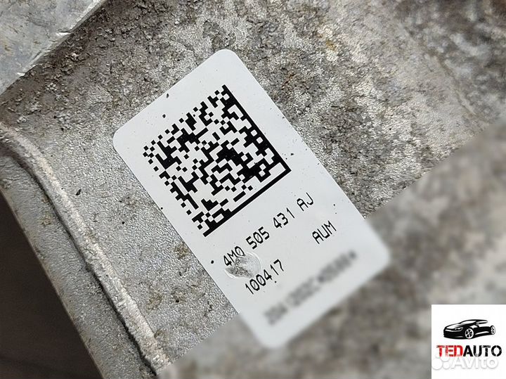 Кулак задний левый, Audi Q7 2017