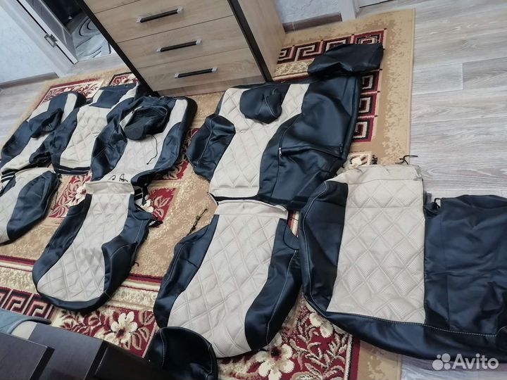 Чехлы на renault fluence