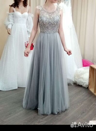 Вечернее платье