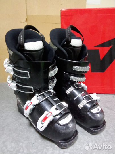 Горнолыжные ботинки