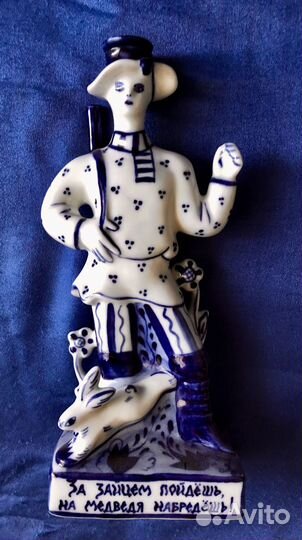 Фарфоровые фигурки Гжель
