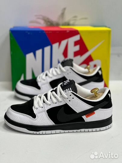 Nike SB Dunk Low Pro PRM