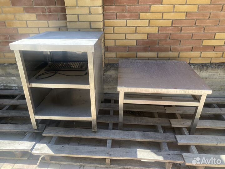 Подставки под печь, пароконвектомат и стеллаж