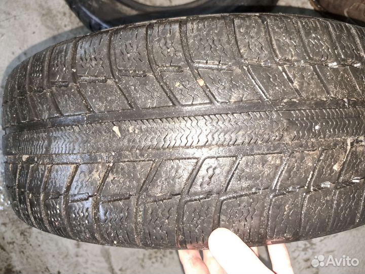 Michelin Alpin 215/55 R16